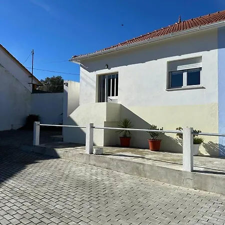 Casa Cores Apartment Batalha