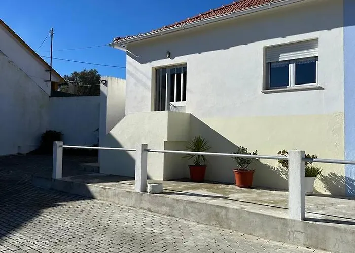 Casa Cores Apartment Batalha